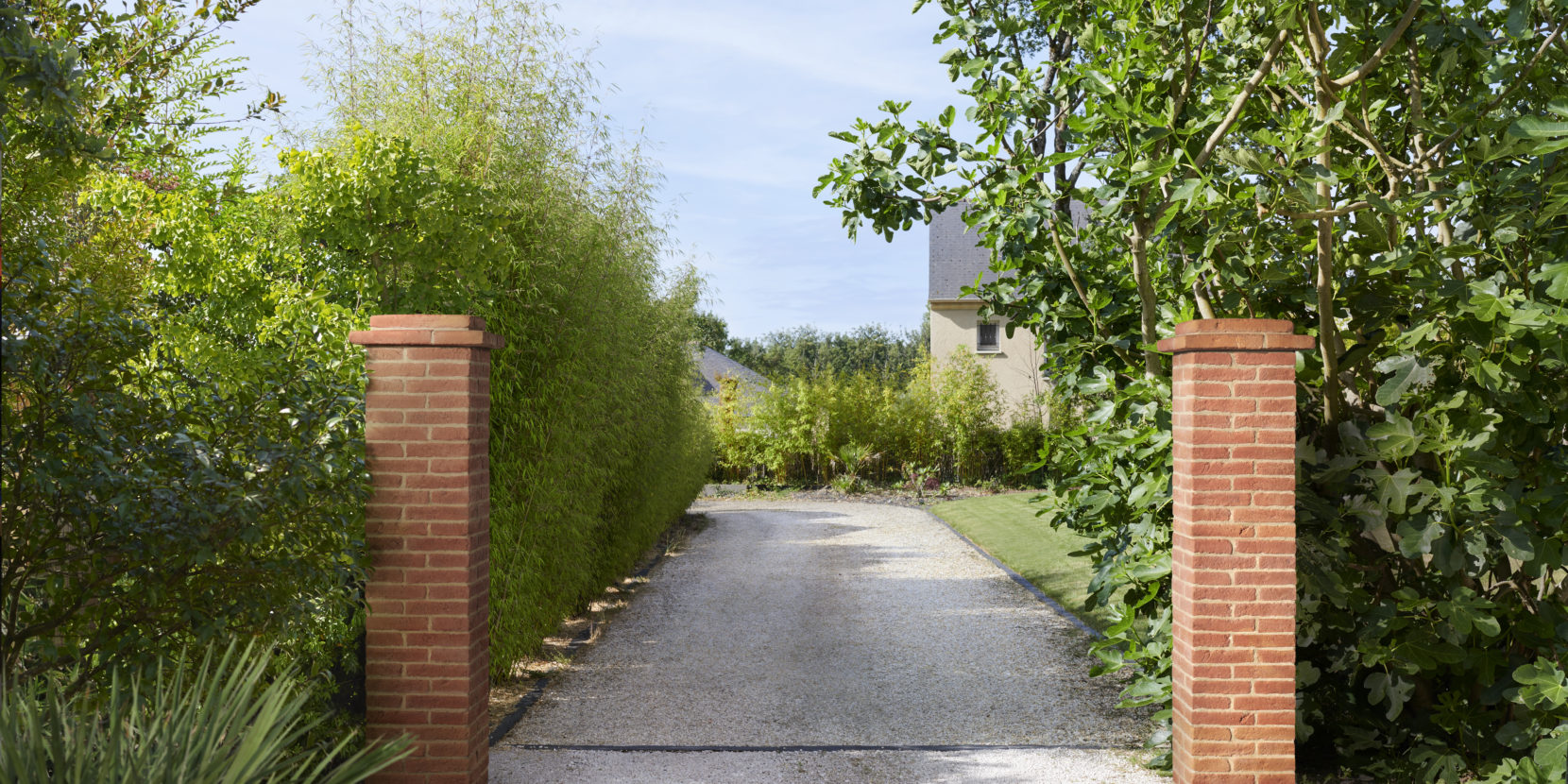 Entrée de jardin avec deux piliers Brique de chez ORSOL